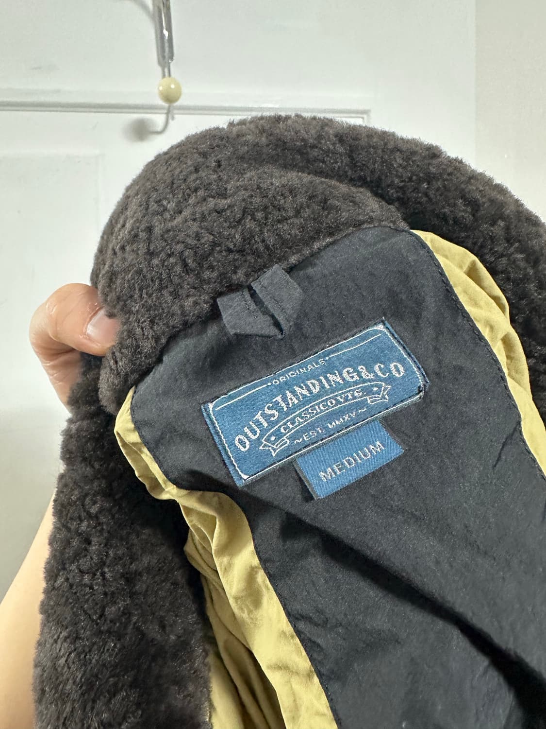 아웃스탠딩 무통 다운 파카 상품이미지3