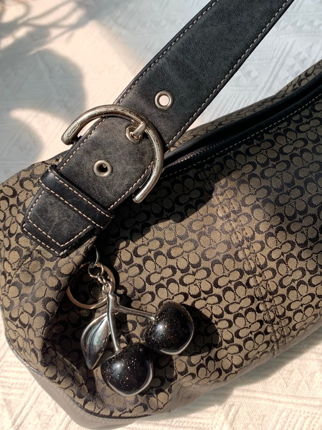 🖤 Coach 시그니처 블랙 호보 숄더백 상품이미지2