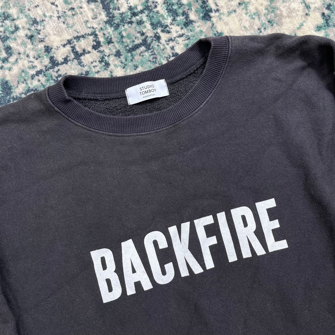 스튜디오톰보이 BACKFIRE 맨투맨 상품이미지2
