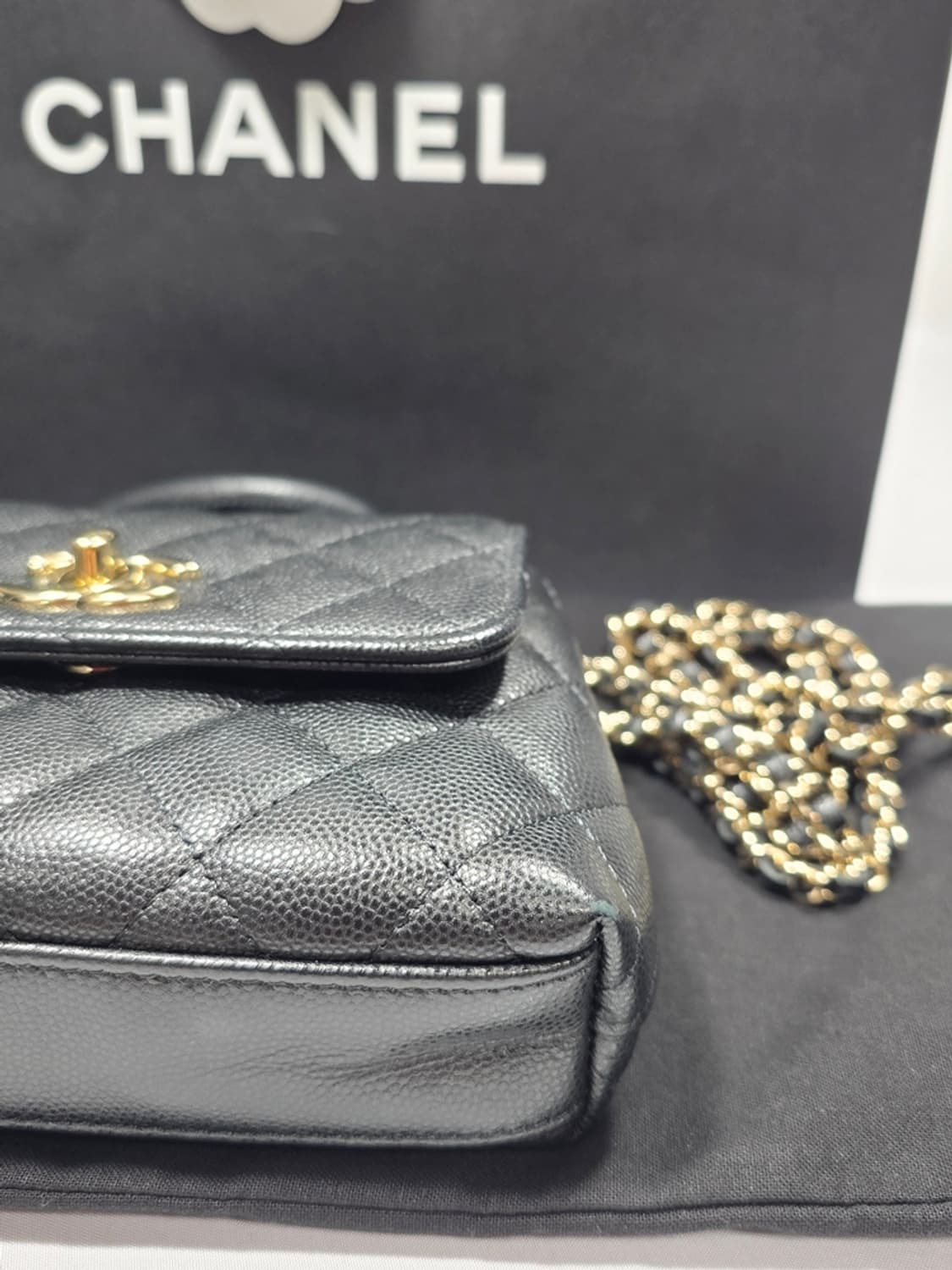 샤넬 코코 탑핸들백 미니 AP4244 상품이미지8