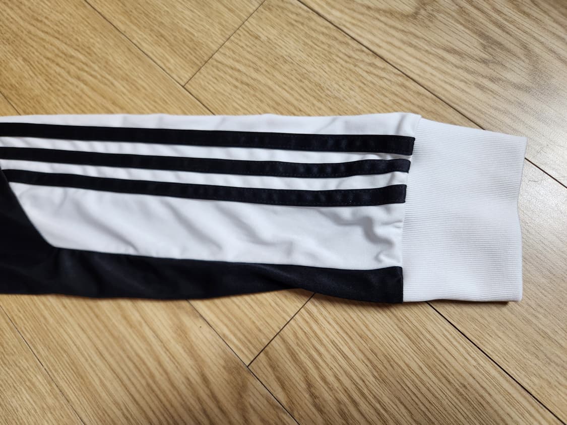 아디다스 토퀘 13 롱슬리브 축구 저지 (오레오맛 롱슬리브 저지) 긴팔티 상품이미지6