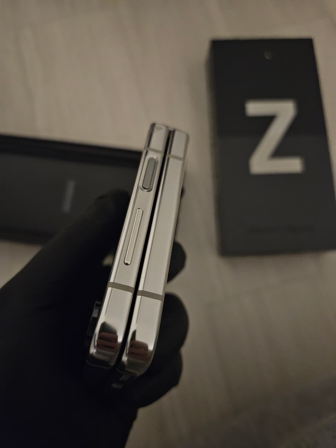 갤럭시 Z 플립5 크림 512gb 올갈이(올리퍼) 
 상품이미지5