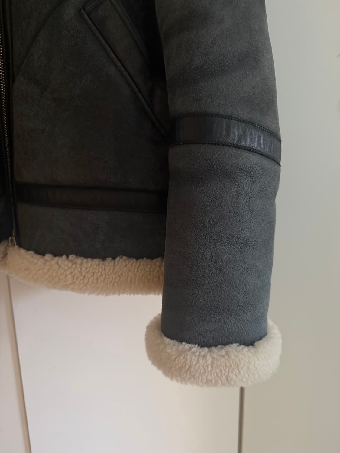 아크네 스튜디오 무스탕 48 상품이미지4