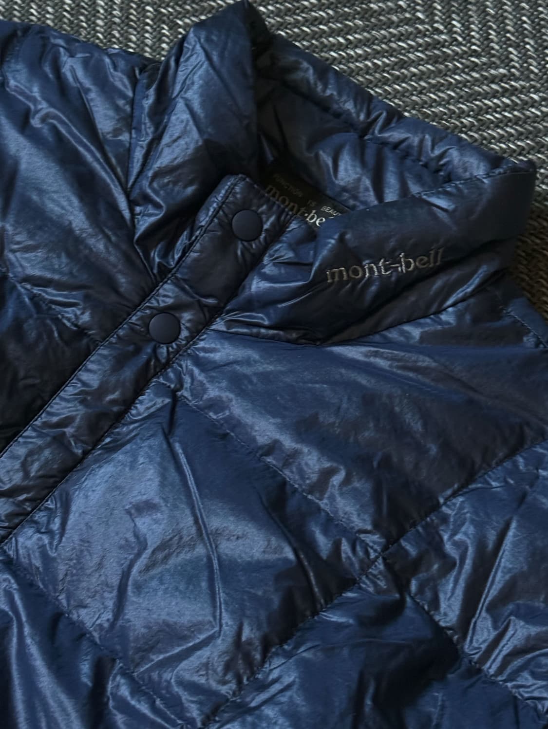 90s 몽벨 구스다운 경량 푸퍼 자켓 (100-105) 상품이미지3