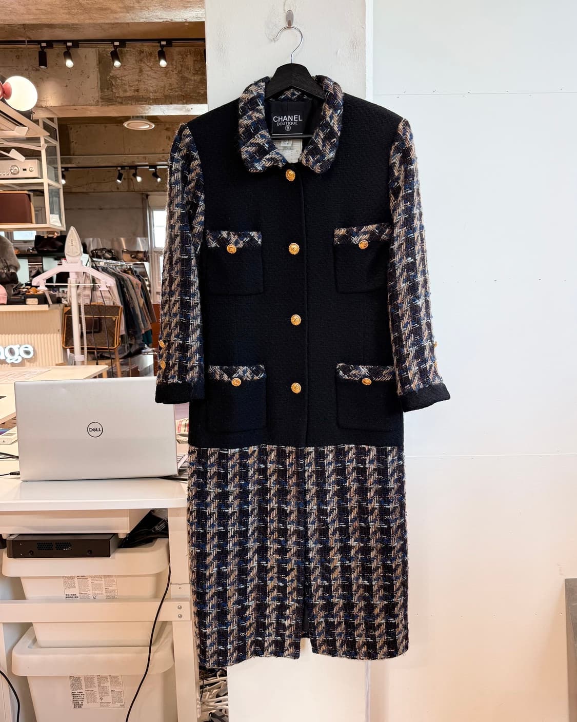 샤넬 부티크 네이비 트위드 수트 자켓  상품이미지2