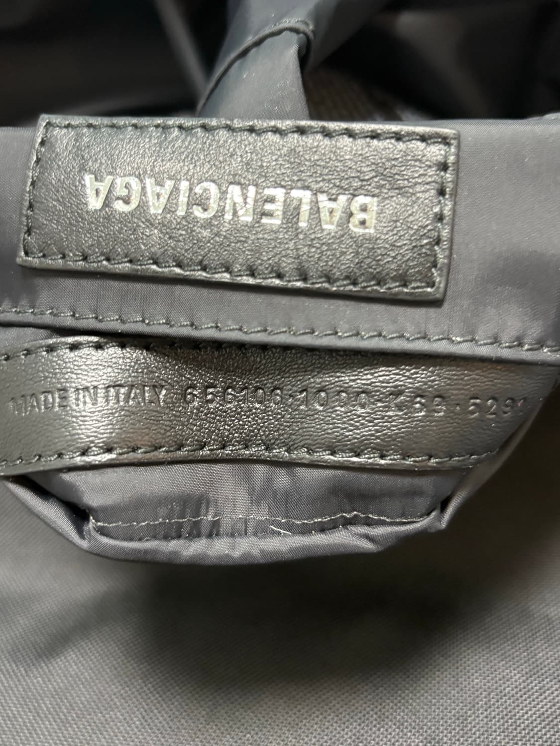 발렌시아가 아미 메신저백 풀구성 상품이미지6