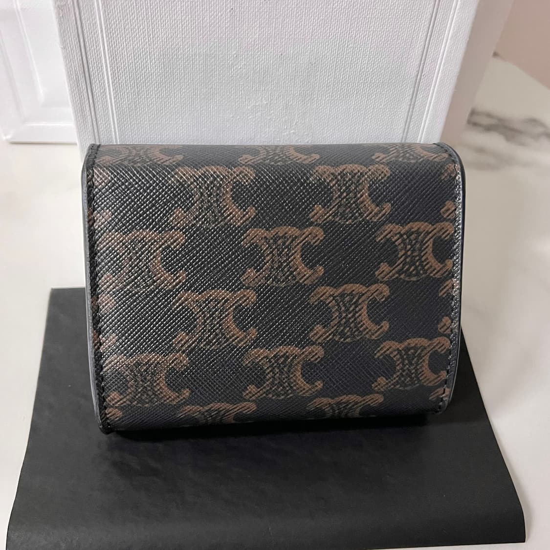 [A급/정품] 셀린느 여성 트리옹프 반지갑 중지갑 상품이미지3