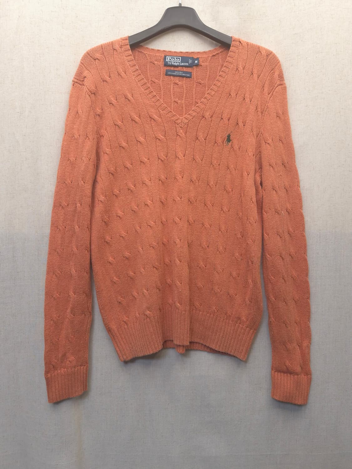 폴로 랄프로렌 케이블 브이넥 니트 오렌지 상품이미지1