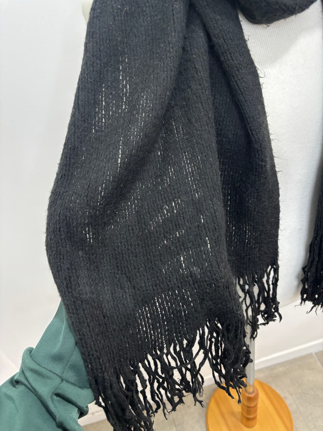 Beams 빔즈 블랙 아크릴 머플러 목도리 상품이미지4