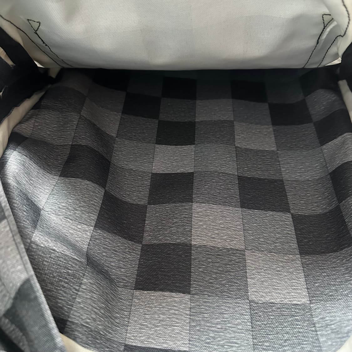 이스트팩 USA 체크 패턴 백팩 가방 상품이미지8