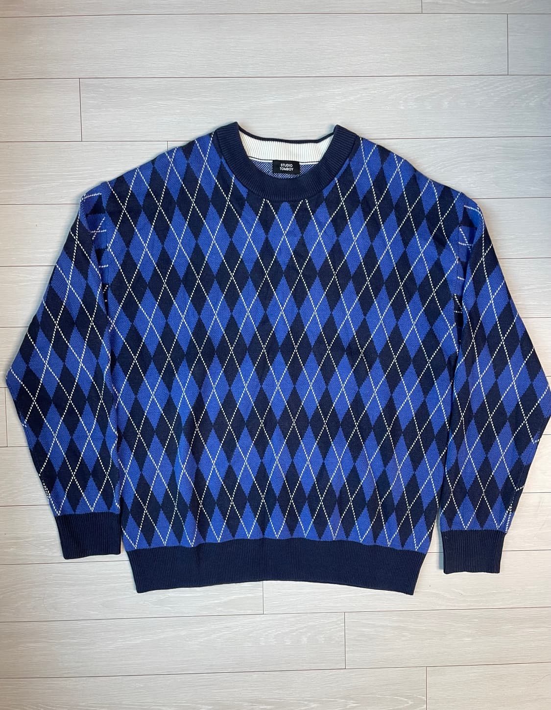 스튜디오 톰보이 아가일 니트 스웨터 블루 상품이미지1