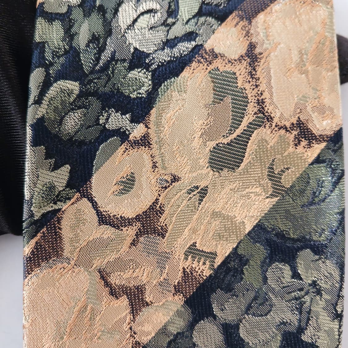 세루티 실크 그린 플라워 자카드 넥타이 9.3cm A등급 A19224
 상품이미지5