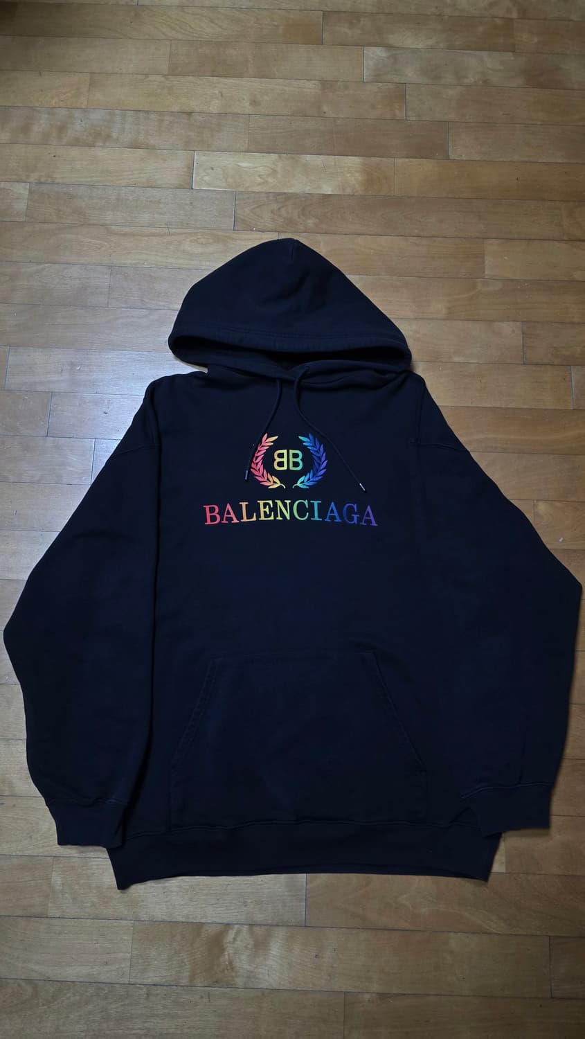 발렌시아가 레인보우 월계수 자수 후드티 블랙 상품이미지1