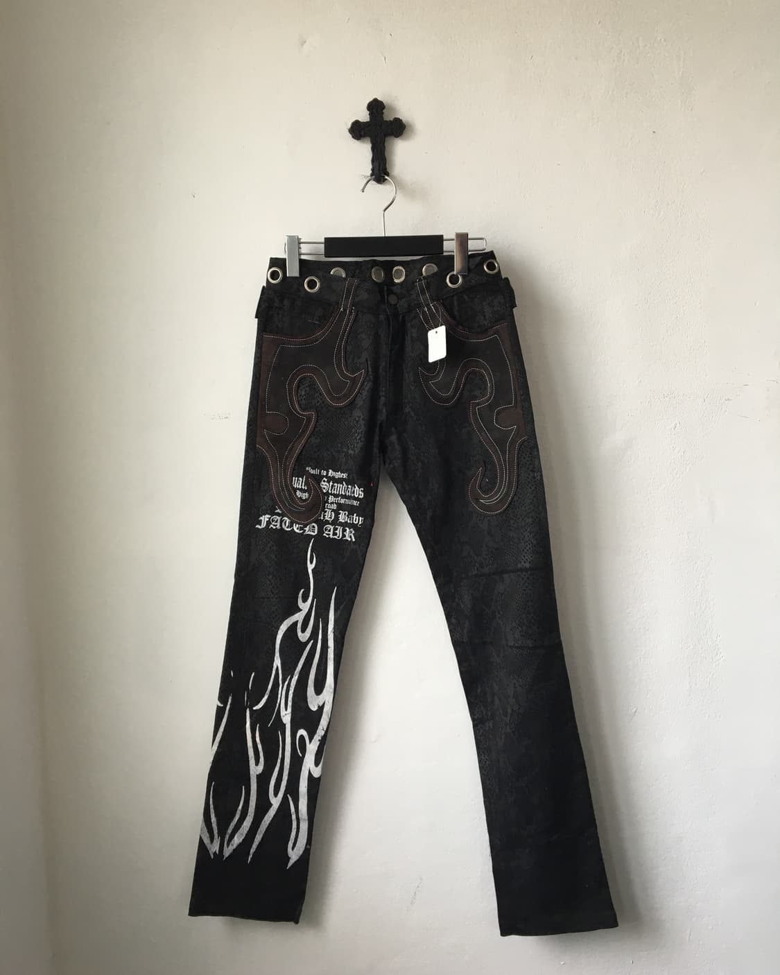 Python pattern tribal trimming pants 상품이미지1