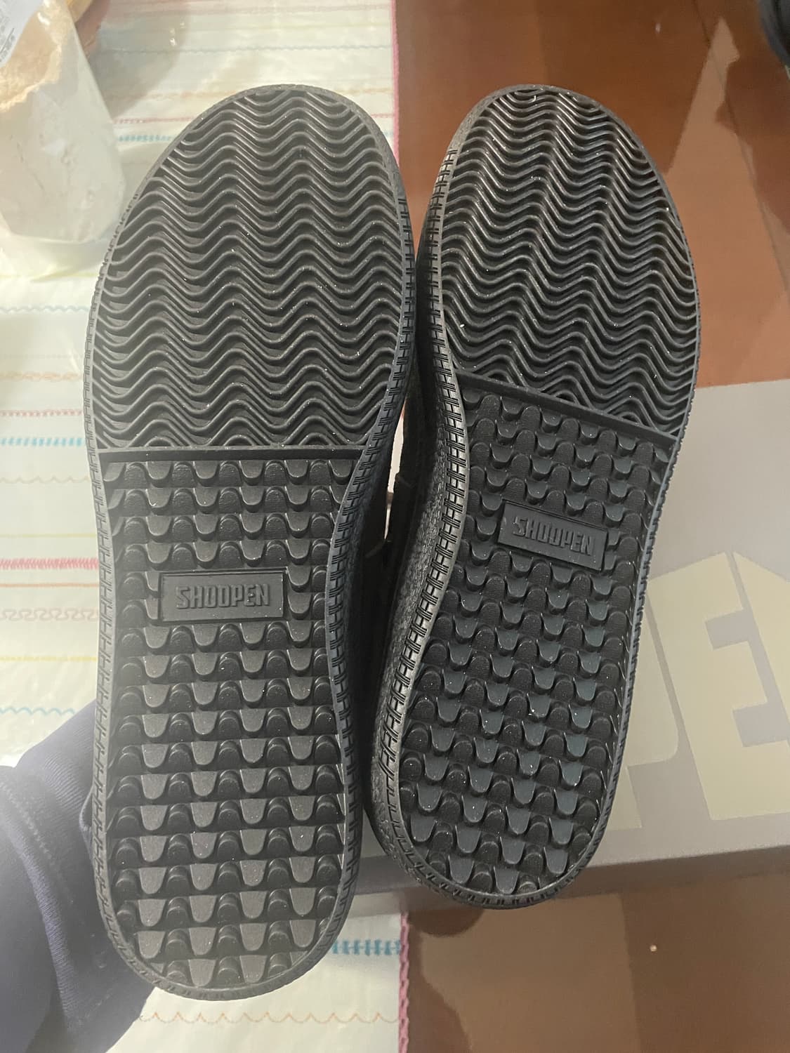 슈펜 스웨이드 독일군 스니커즈 다크브라운 270 상품이미지5