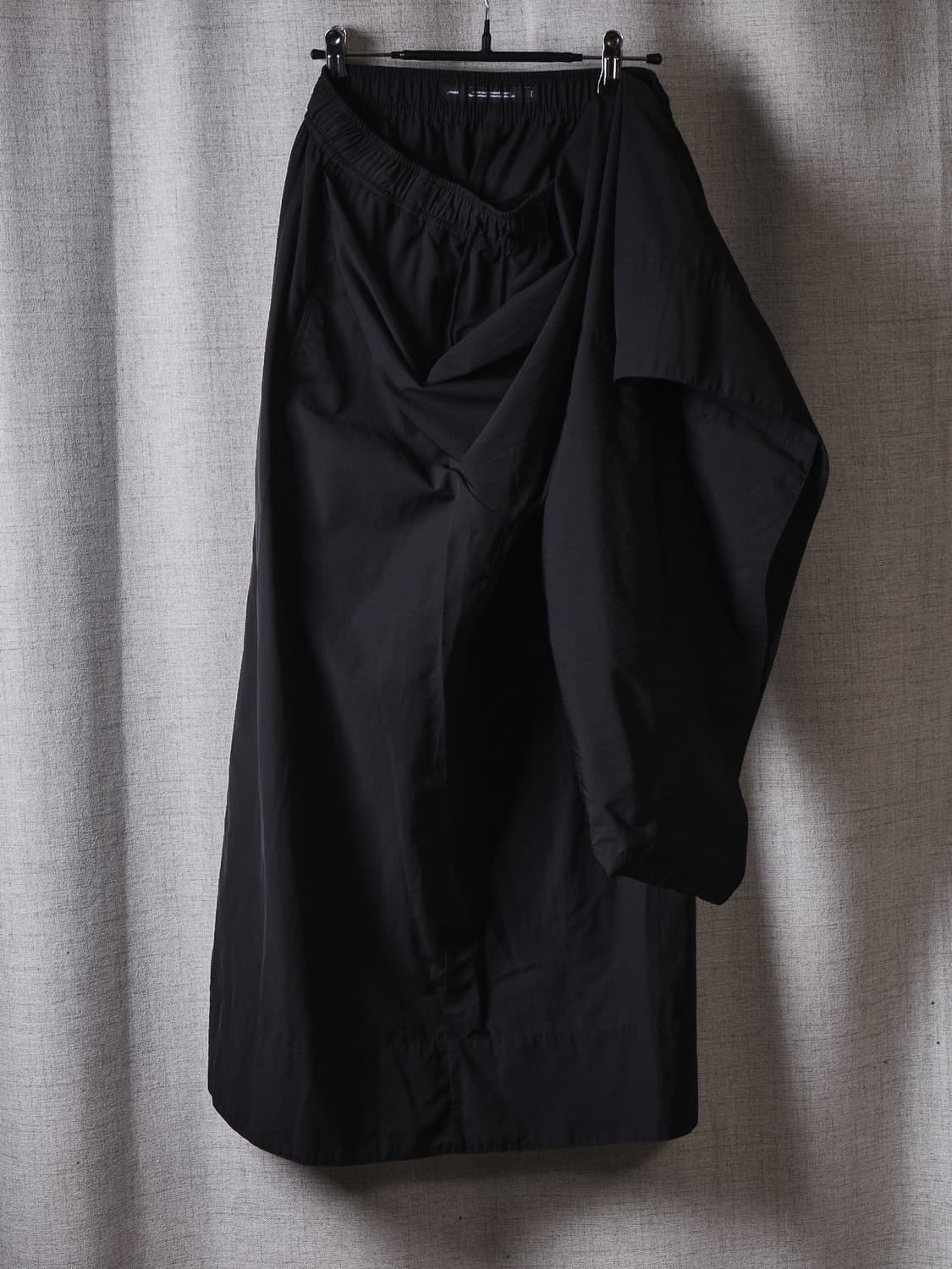 Julius pre-fall 2024 하카마 팬츠 상품이미지5