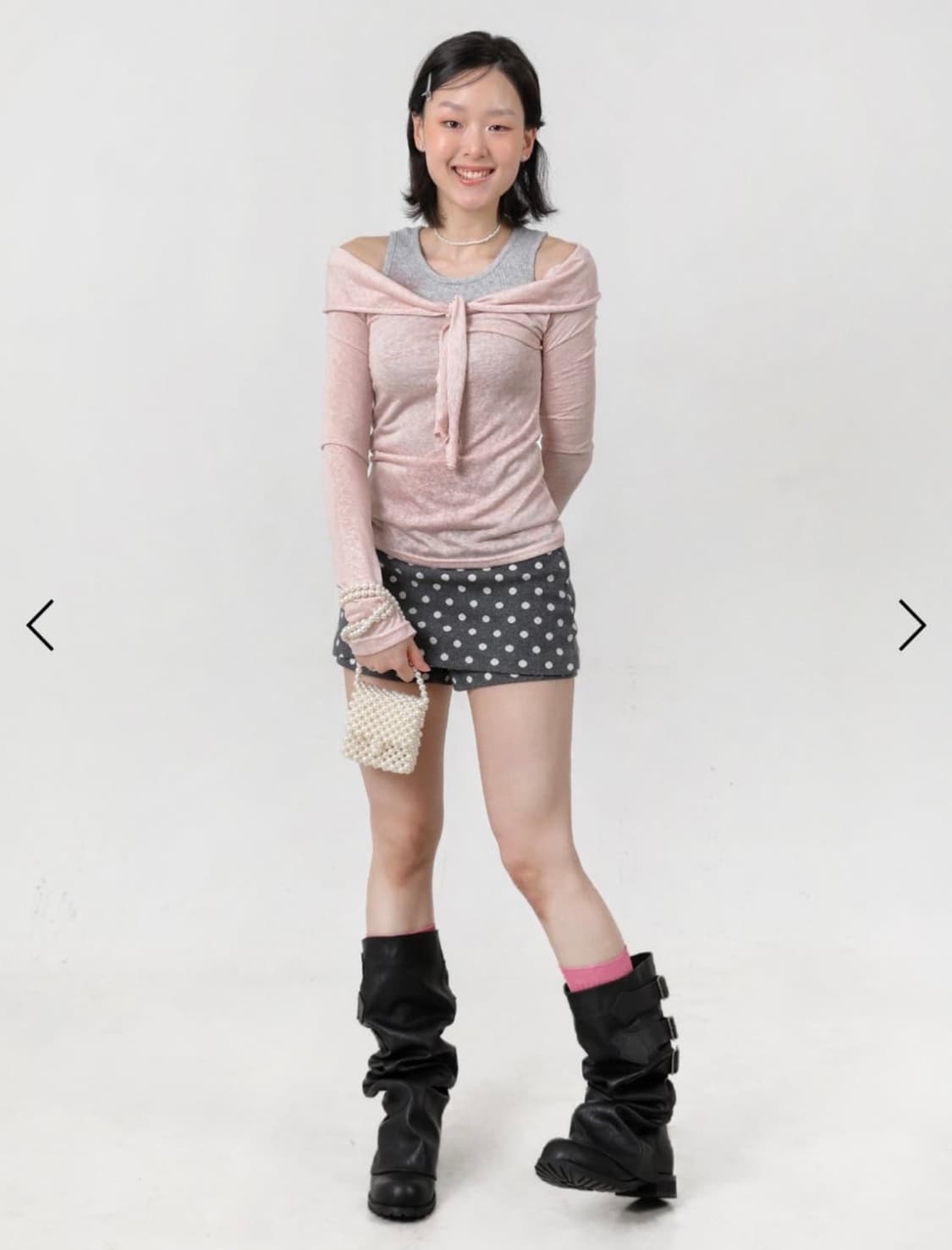 오운서 마리나무드 소프트 오프숄더 티셔츠 베이지 리본스트랩투웨이매듭브이넥 상품이미지10