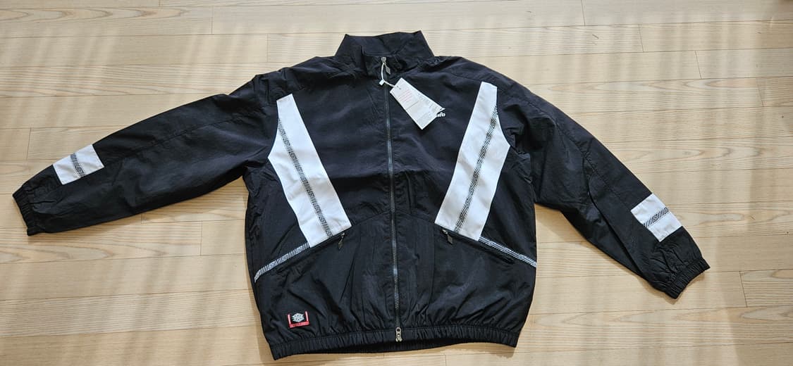 엄브로 바람막이 노팅엄 100 새상품 상품이미지4