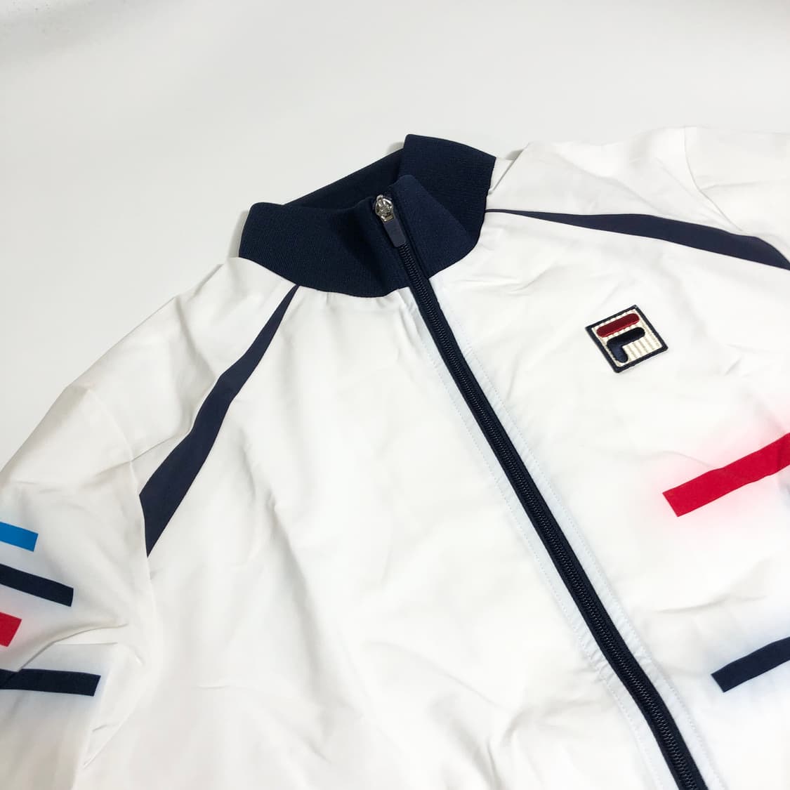 새상품 휠라 PLR 바람막이 XL 상품이미지4