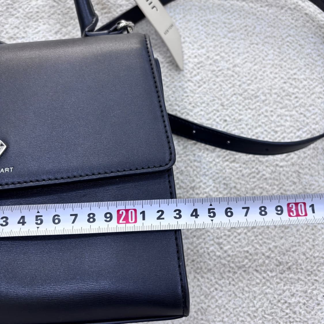 F 질스튜어트 다이아몬드 로고 미니 토트백 0522E 상품이미지6