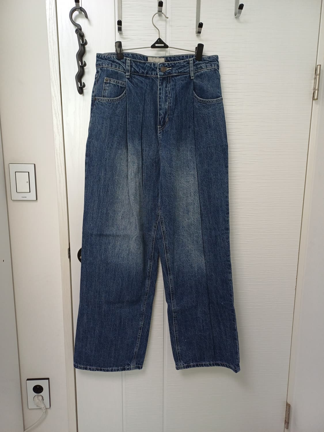 비긴202 원턱 와이드 데님팬츠 연청 상품이미지1