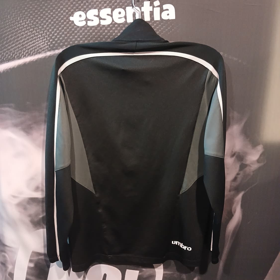 엄브로 집업 자켓 상품이미지2