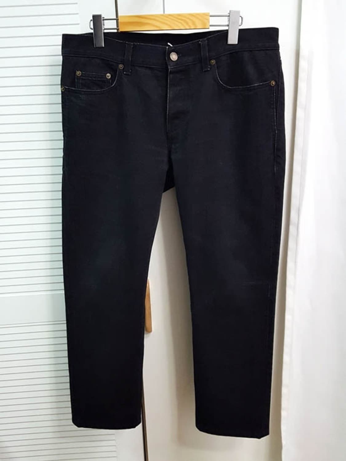 입생로랑 남성 블랙진 33 상품이미지1