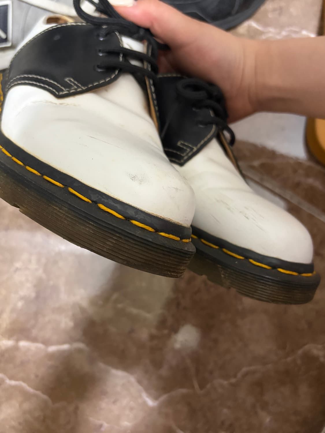 꼼데가르송x닥터마틴 1461 더비슈즈 상품이미지3