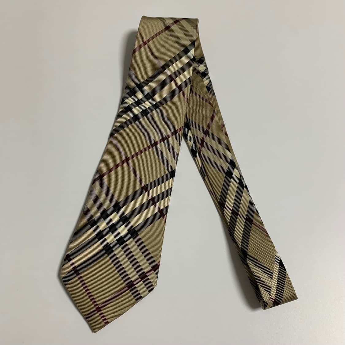 버버리(BURBERRY) 노바체크 넥타이 명품 100실크 A등급 9cm 상품이미지8