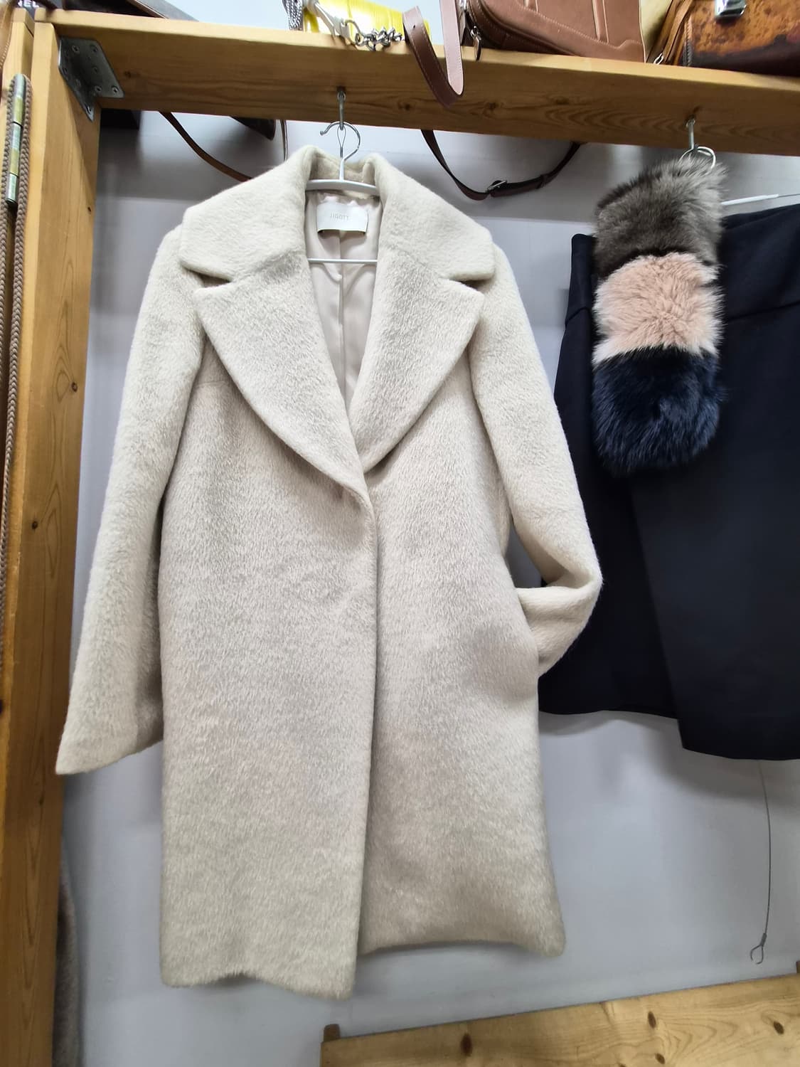 지고트 알파카 아이보리코트 상품이미지1