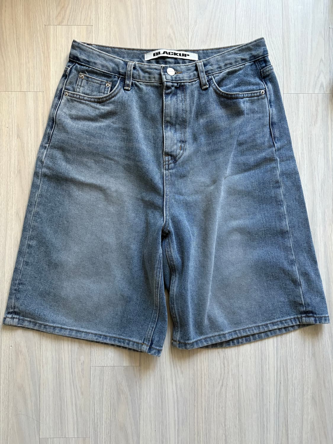 블랙업 B-DENIM 워싱 하프 팬츠 023 중청 상품이미지2