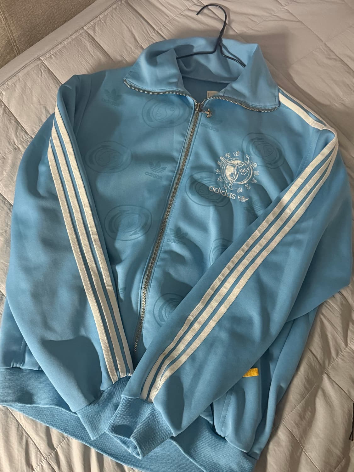 아디다스 하늘색 져지 상품이미지1