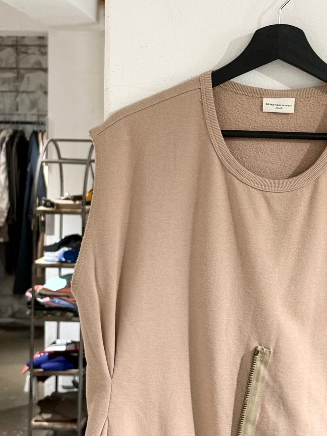 드리스 반 노튼 베이지 투웨이 스웻 베스트 상품이미지3