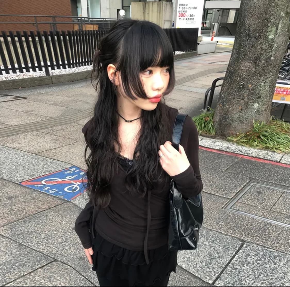 애니원모어 셔링 랩 후드 티셔츠 + 레이스 골지 캡나시 세트 상품이미지3