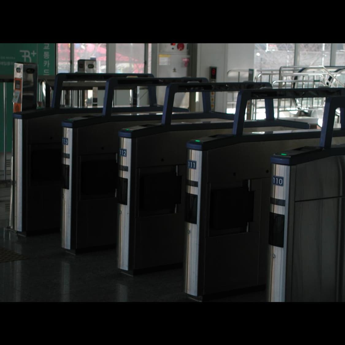 작례⭕️ 니콘 쿨픽스 880 메탈릭 실버 빈티지 🤍 상품이미지10