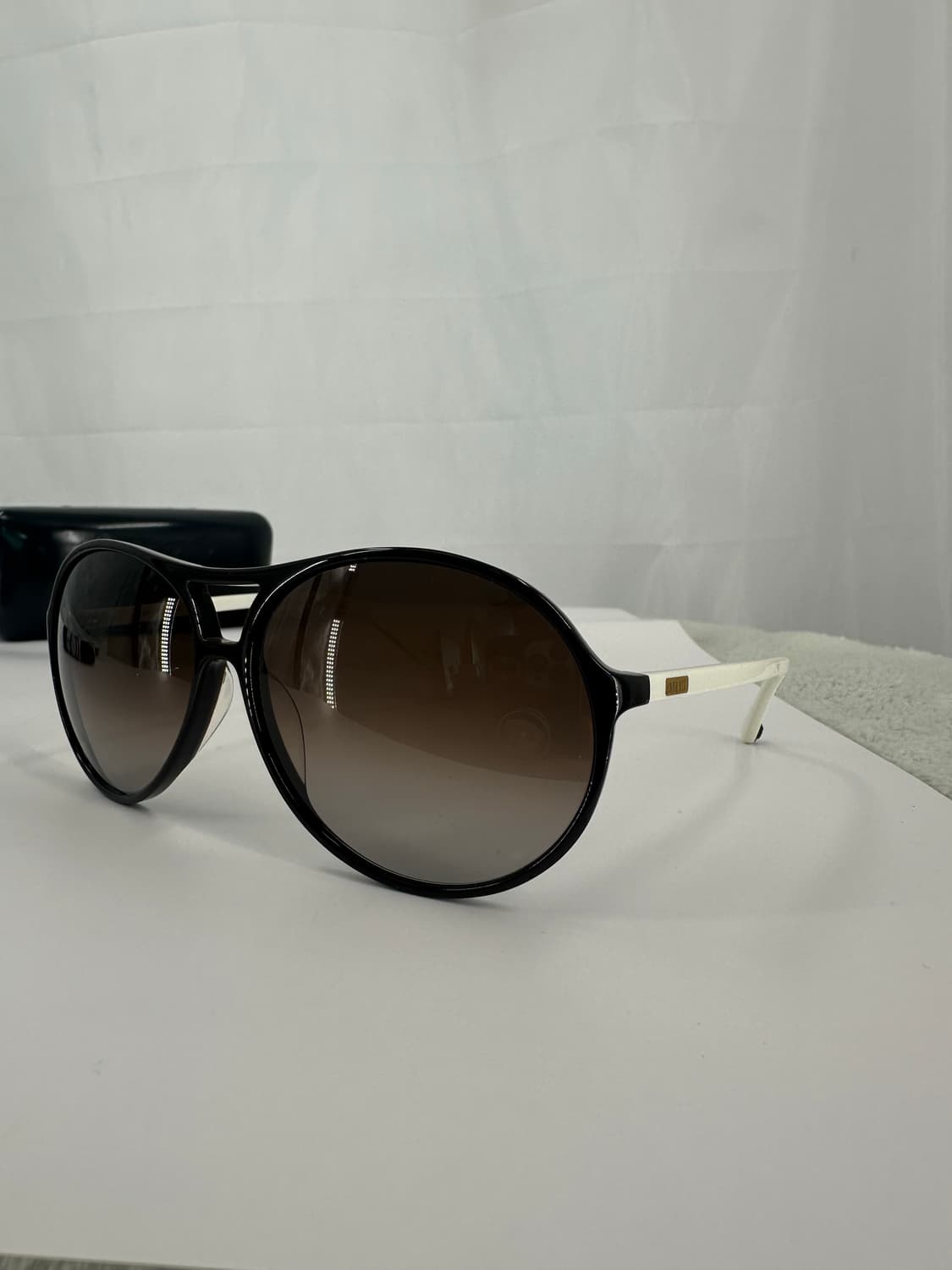 [새상품 무료배송] 정품 안나수이 Made in Italy 선글라스 상품이미지1