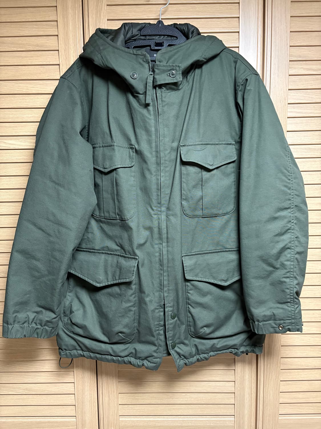 유니클로 엔지니어드가먼츠 유틸리티자켓 올리브 상품이미지1