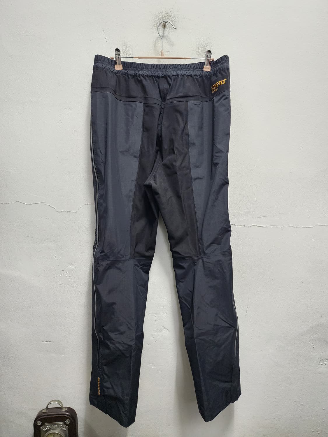 (85) 코오롱스포츠 고프코어 고어텍스 프로쉘 팬츠 상품이미지2