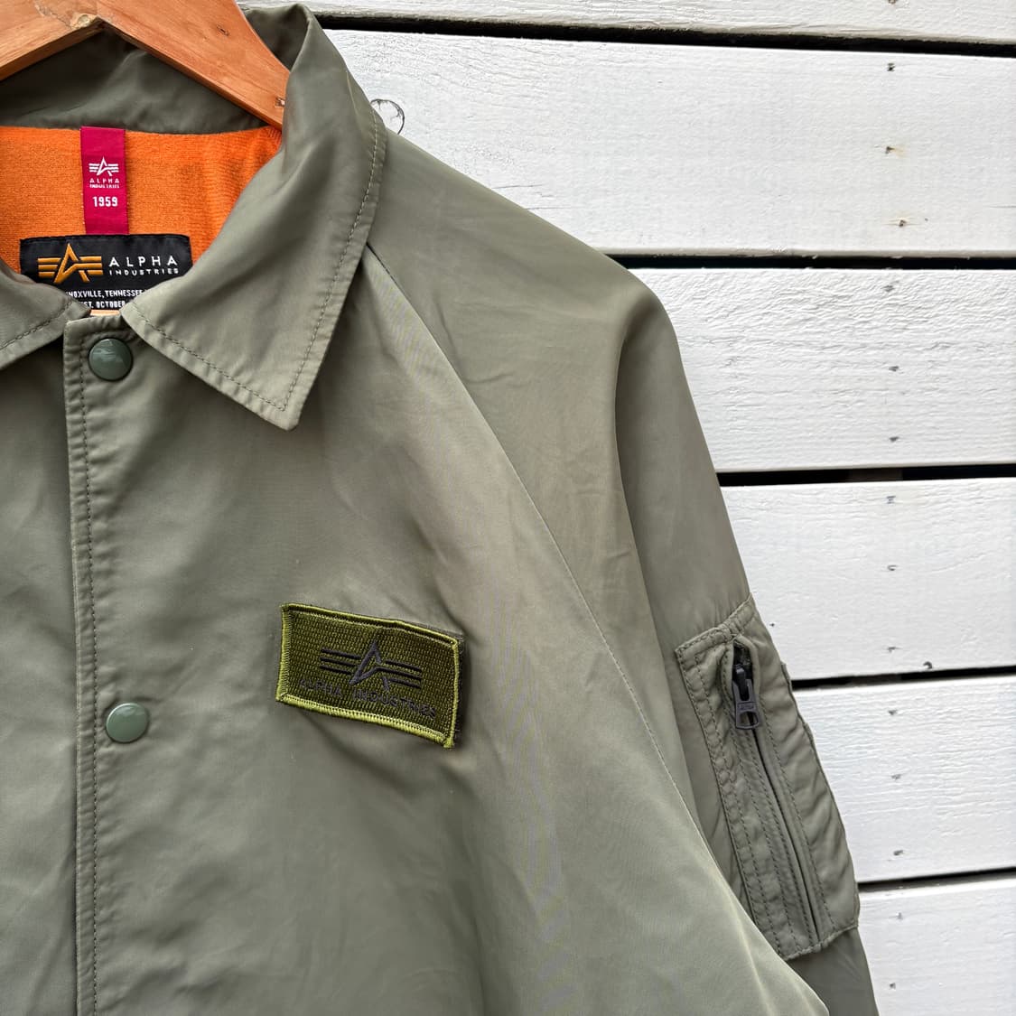 Alpha 알파인더스트리 x 산타크루즈 코치 자켓 상품이미지2