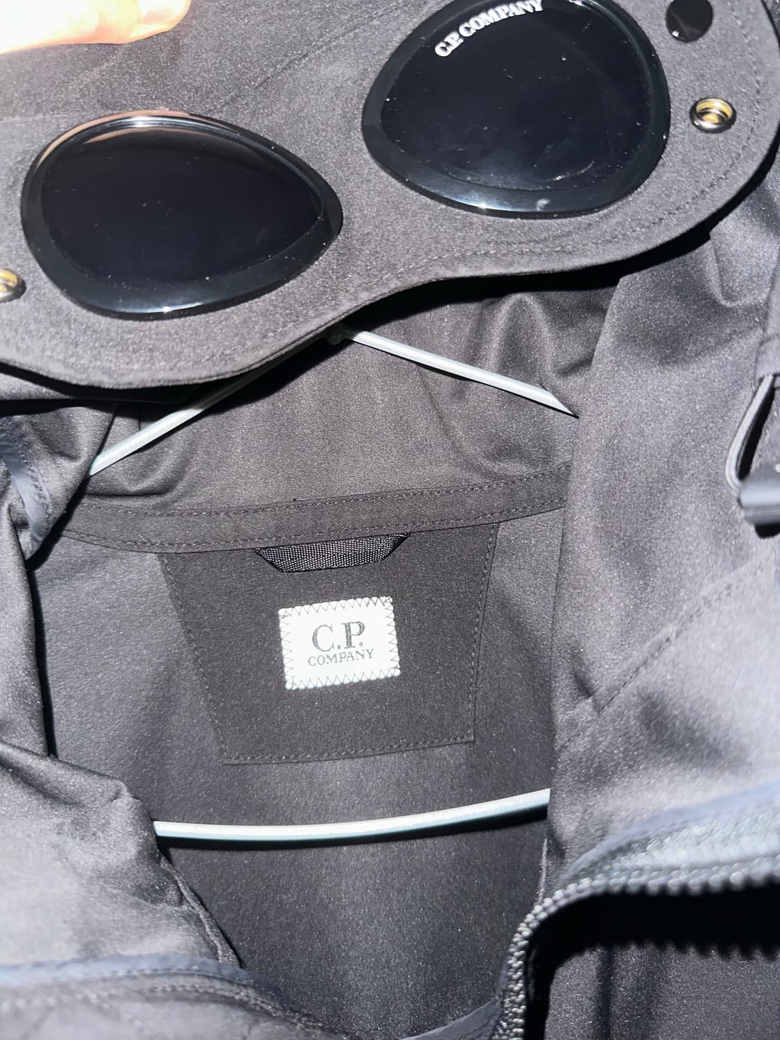 cp컴퍼니 쉘 고글 자켓 23ss 상품이미지3