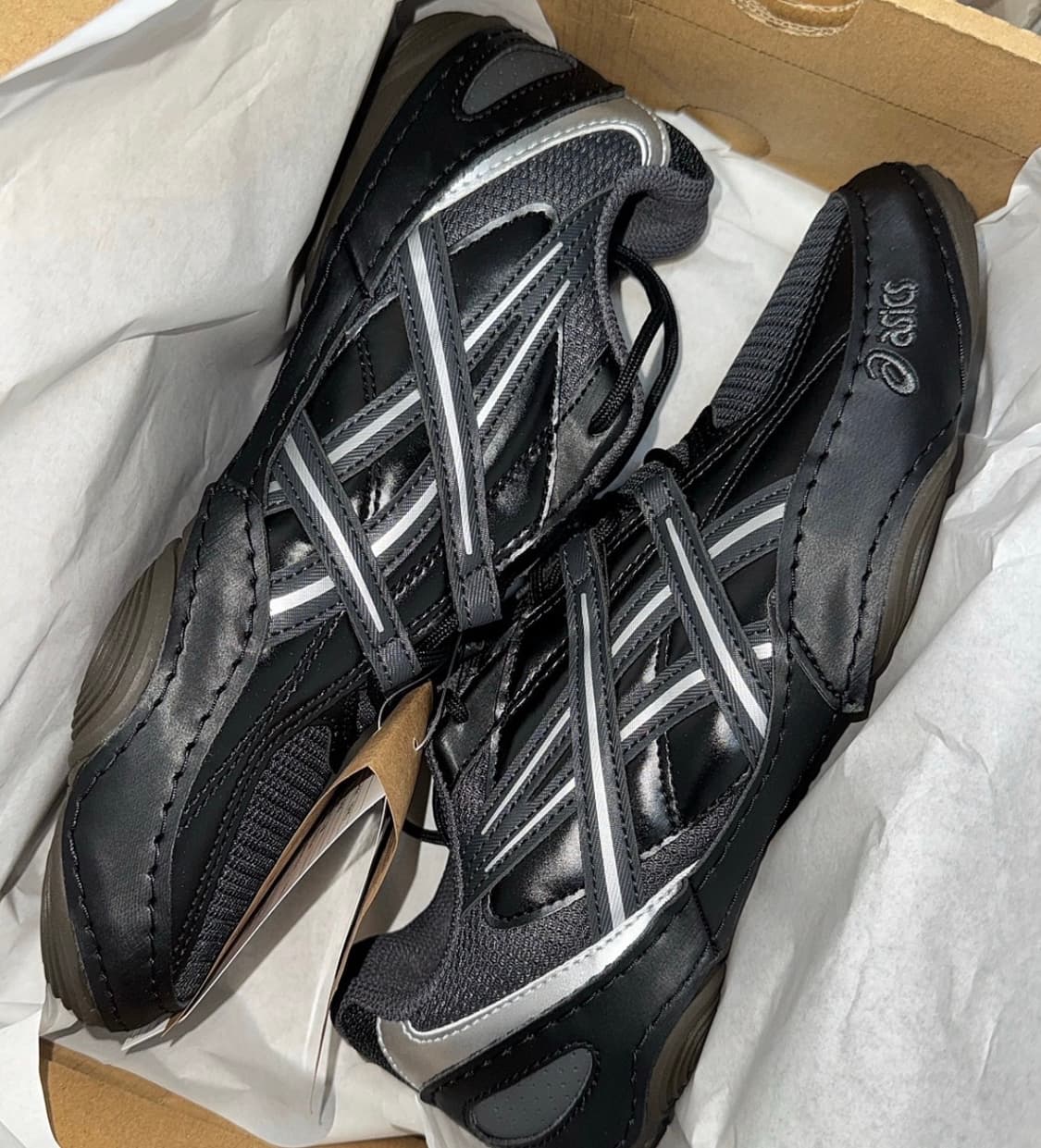 230 아식스 하이퍼싱크 그래파이트 그레이 블랙 상품이미지1