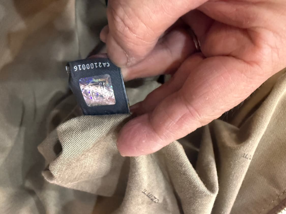 정품 펜디 FF 하드웨어 램포 숄더백 팝니다 상품이미지8