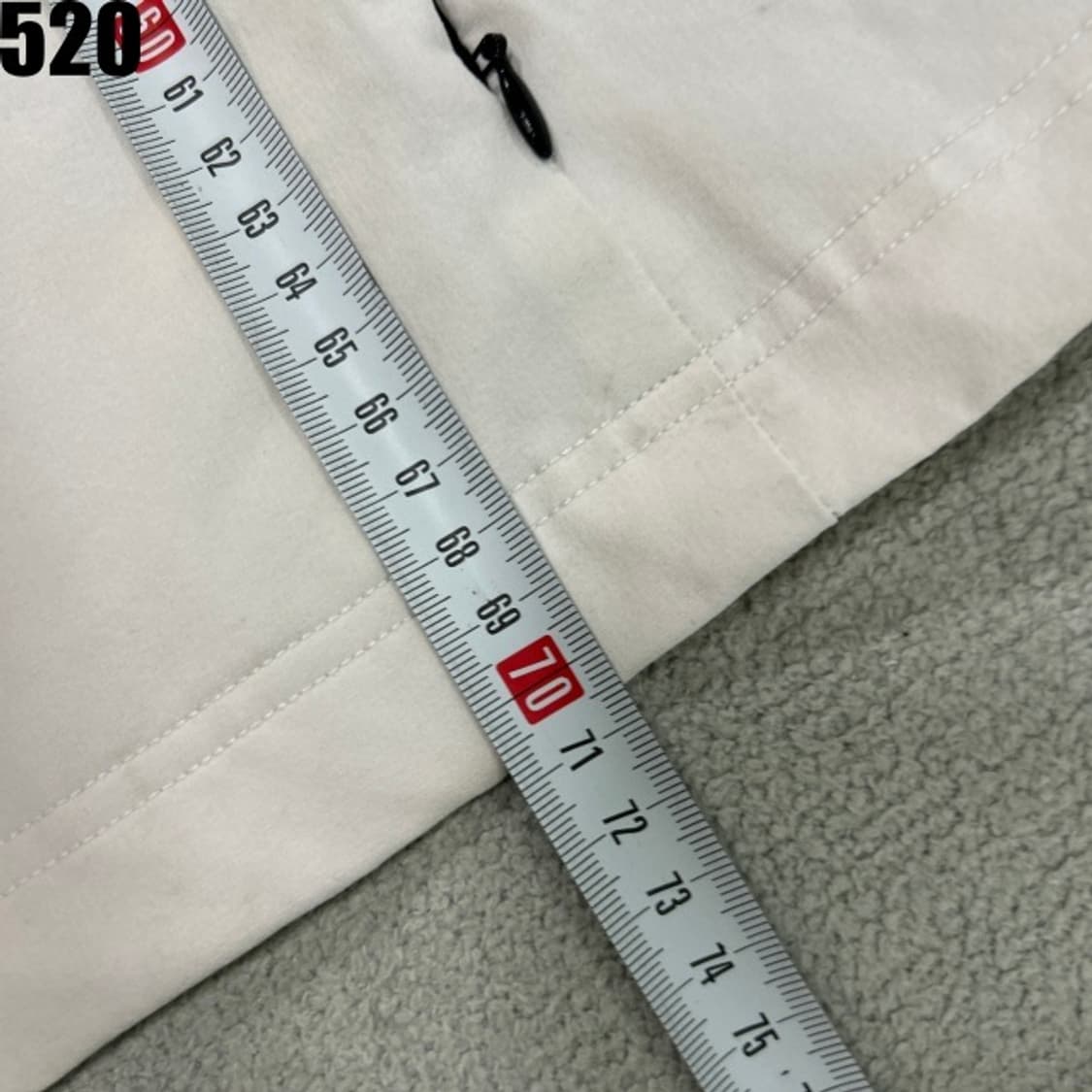 데상트 화이트 바람막이  상품이미지6