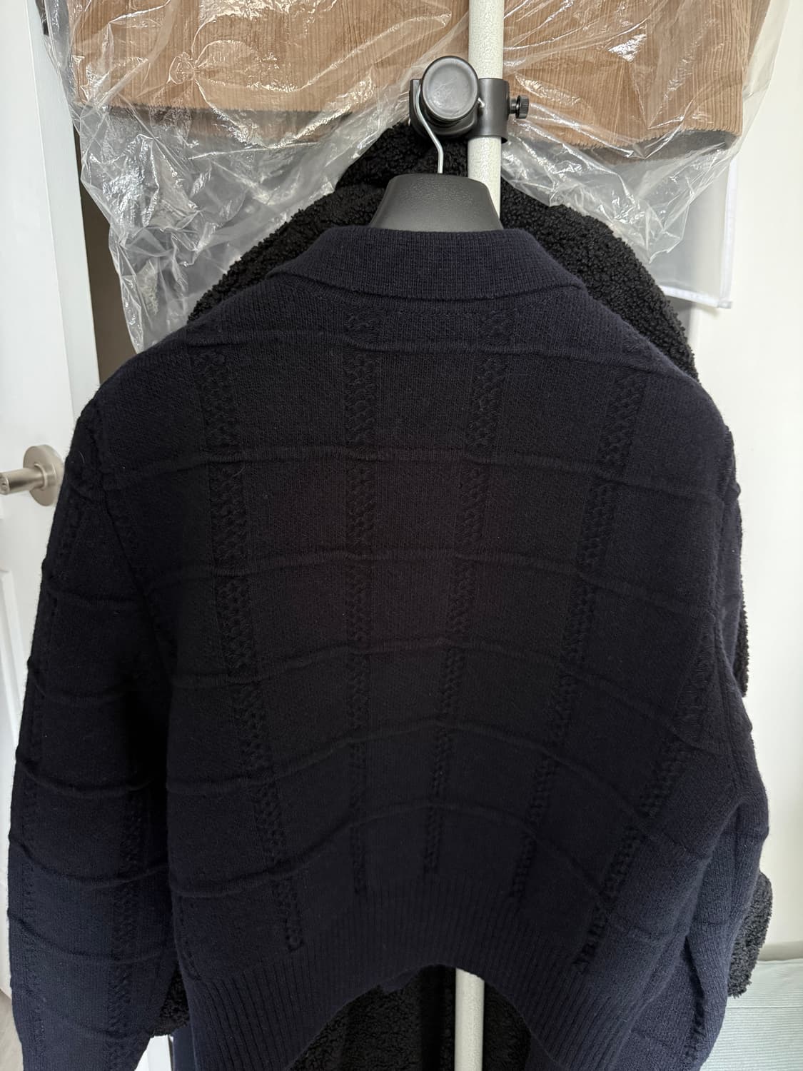 렉토 25FW 메인 가디건 상품이미지4