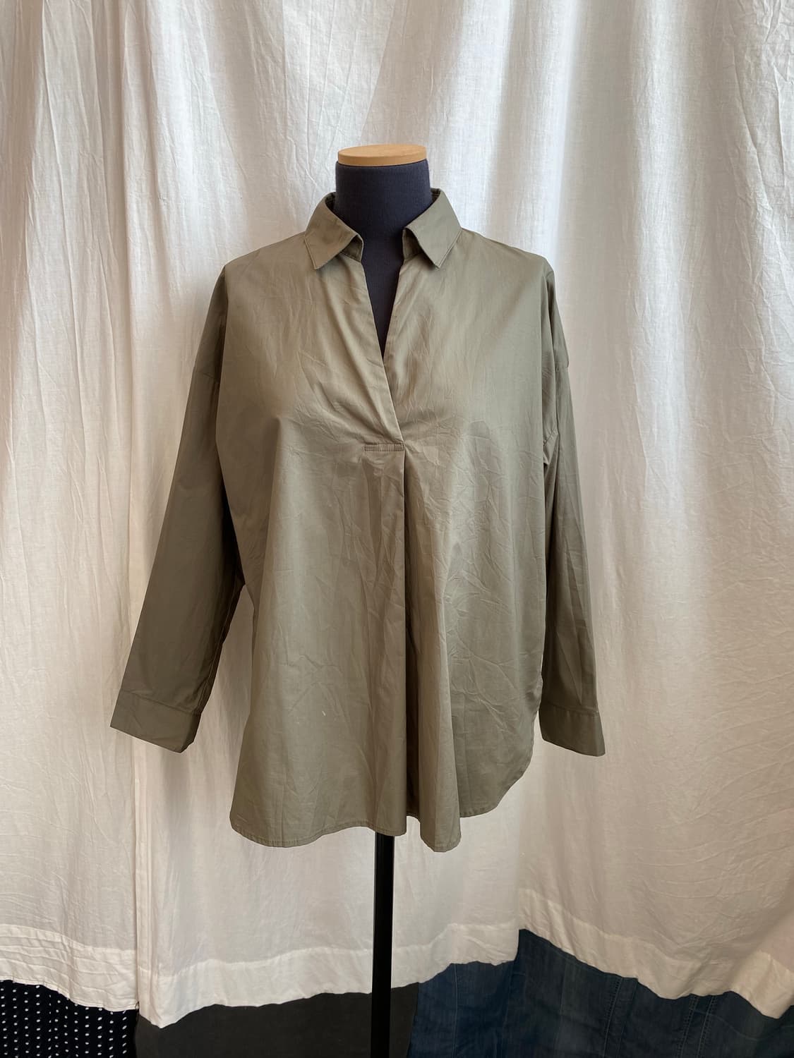 AMERICAN HOLIC 카키 셔츠(M/미사용품) 상품이미지1