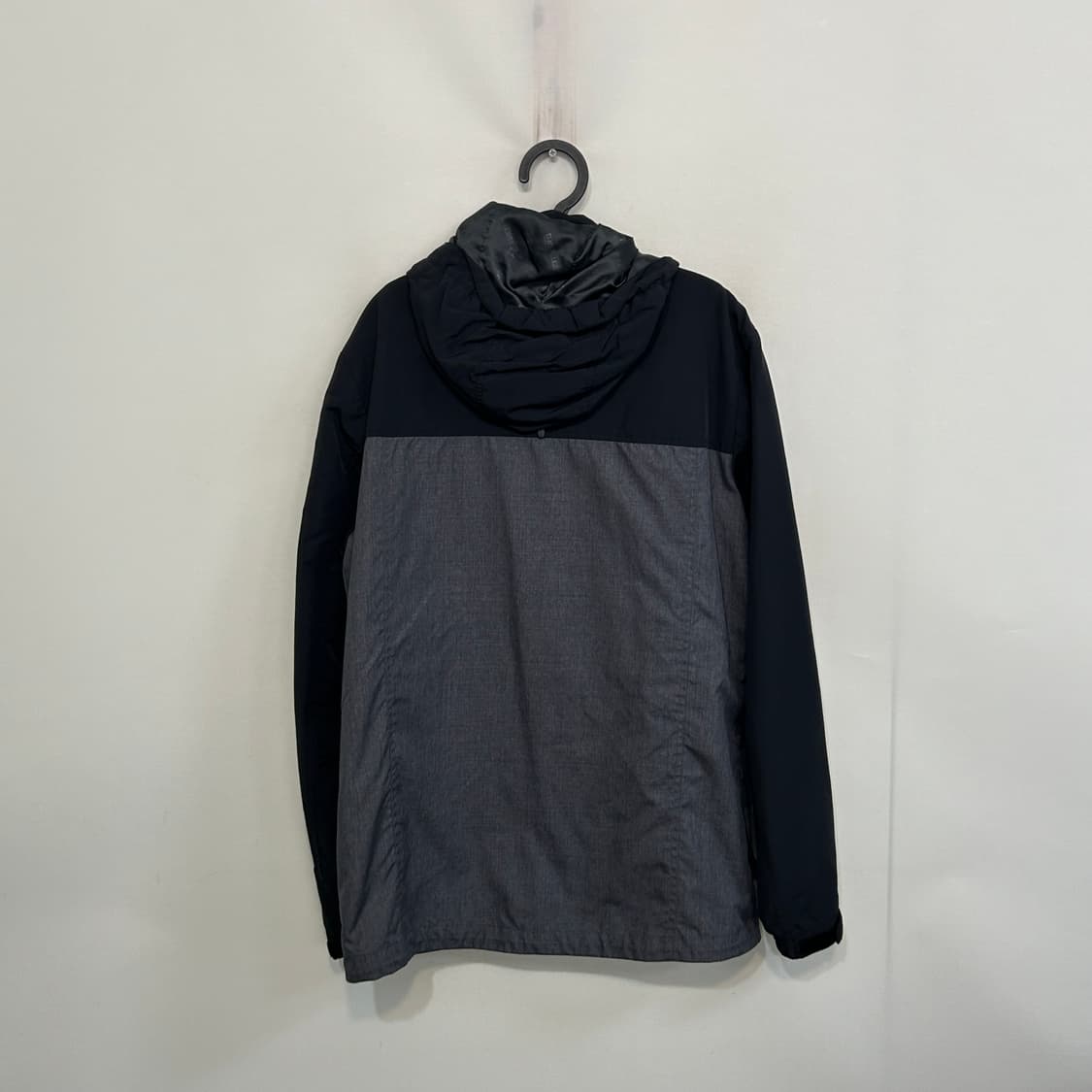 네파 이젠벅 남성 바람막이 100 상태최상 상품이미지3