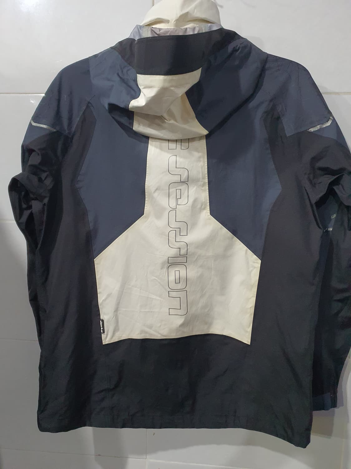 밀레 남성 방수 바람막이 상품이미지9