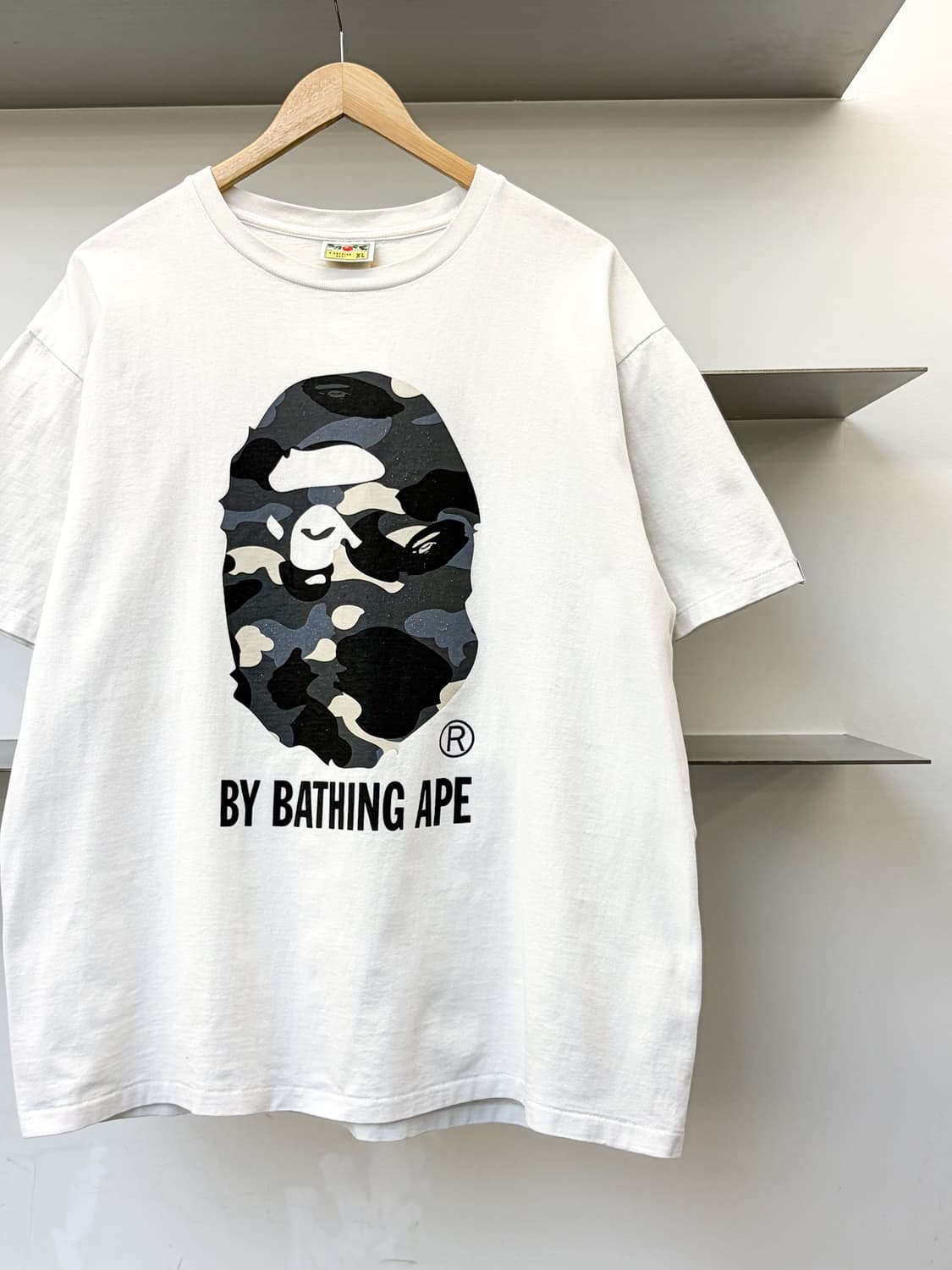 베이프 시티 카모 빅 사루 로고 티셔츠 상품이미지2