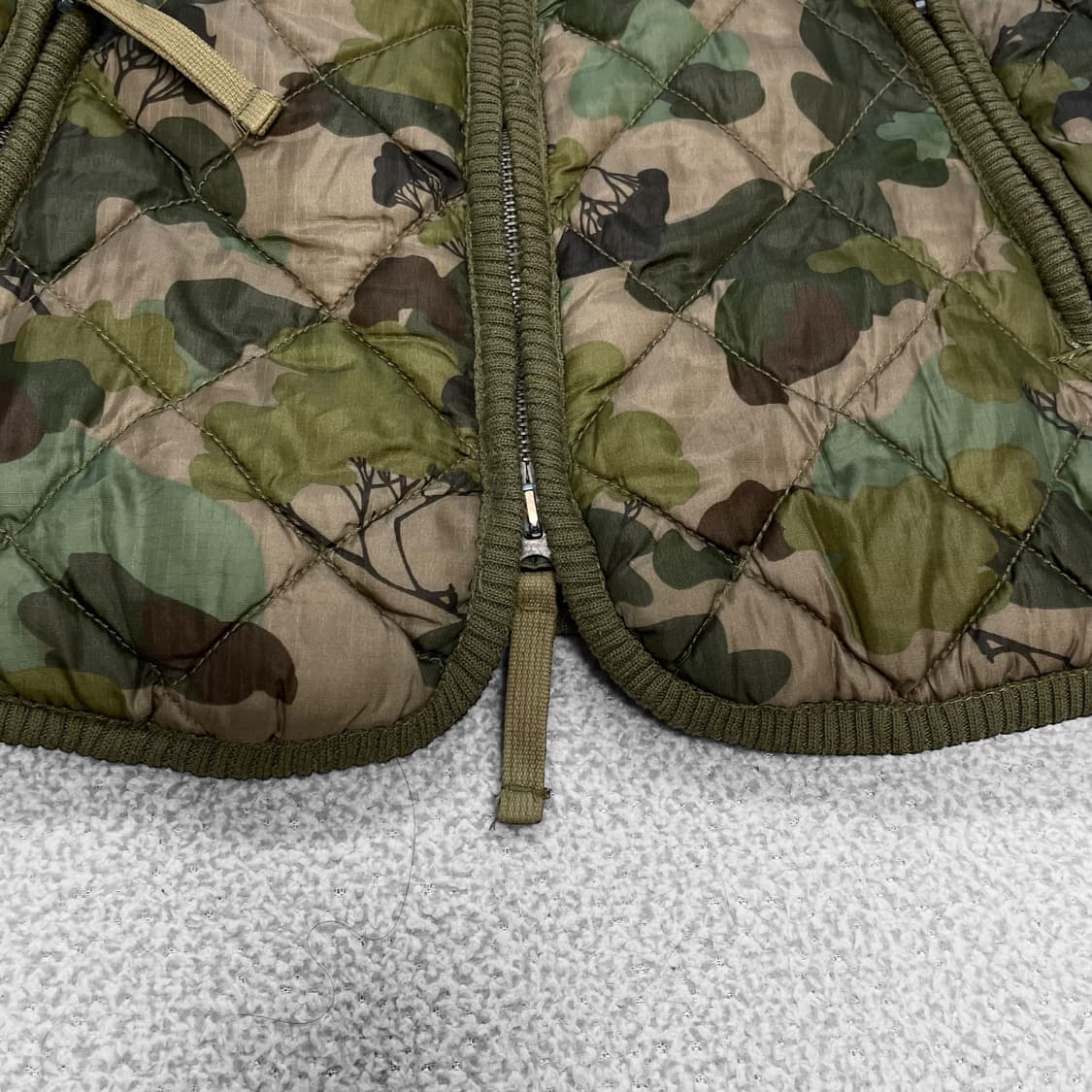 디젤 Diesel 카모플라쥬 오리엔탈 자수 퀄팅 자켓 상품이미지5