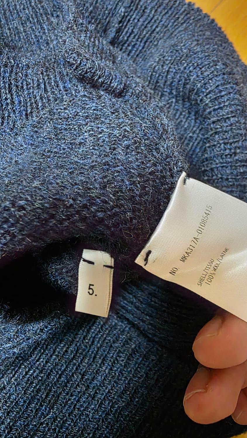 [새상품급,5]톰브라운 셰틀랜드 니트 네이비 상품이미지9